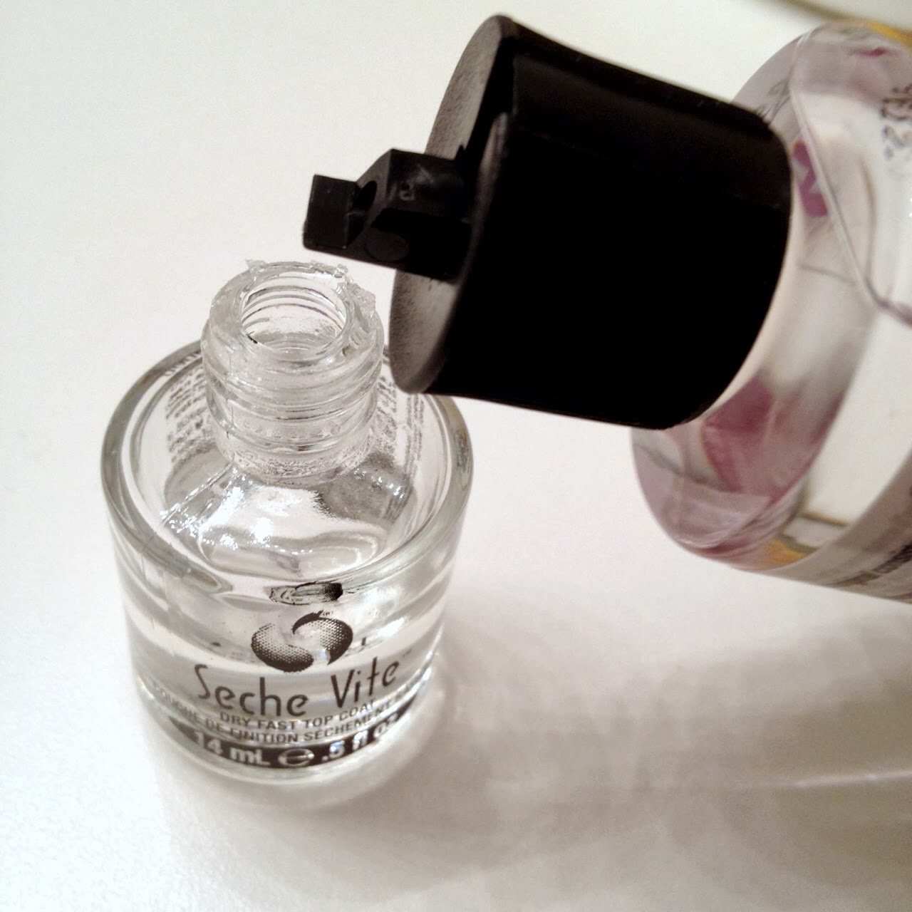 Pour nail polish thinner in nail polish