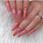 Coffin shaped nail style